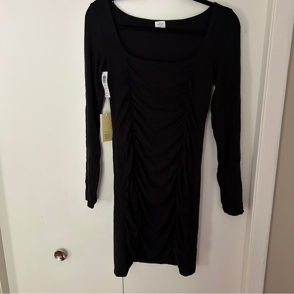 NWT Aritzia Lydia Dress in Medium - Picture 2 of 10